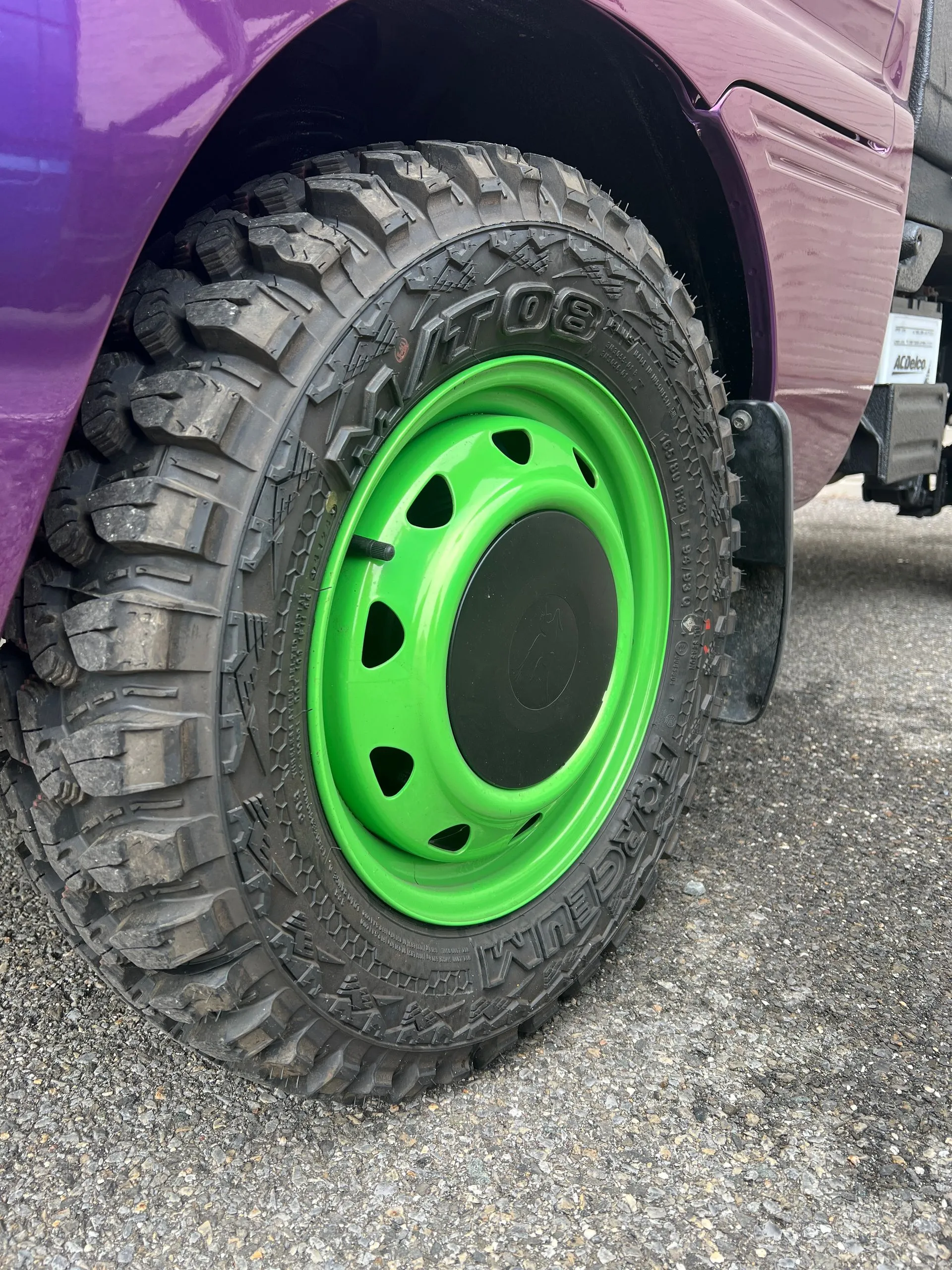 1992 Suzuki Carry 4WD Kei Truck - Image 9