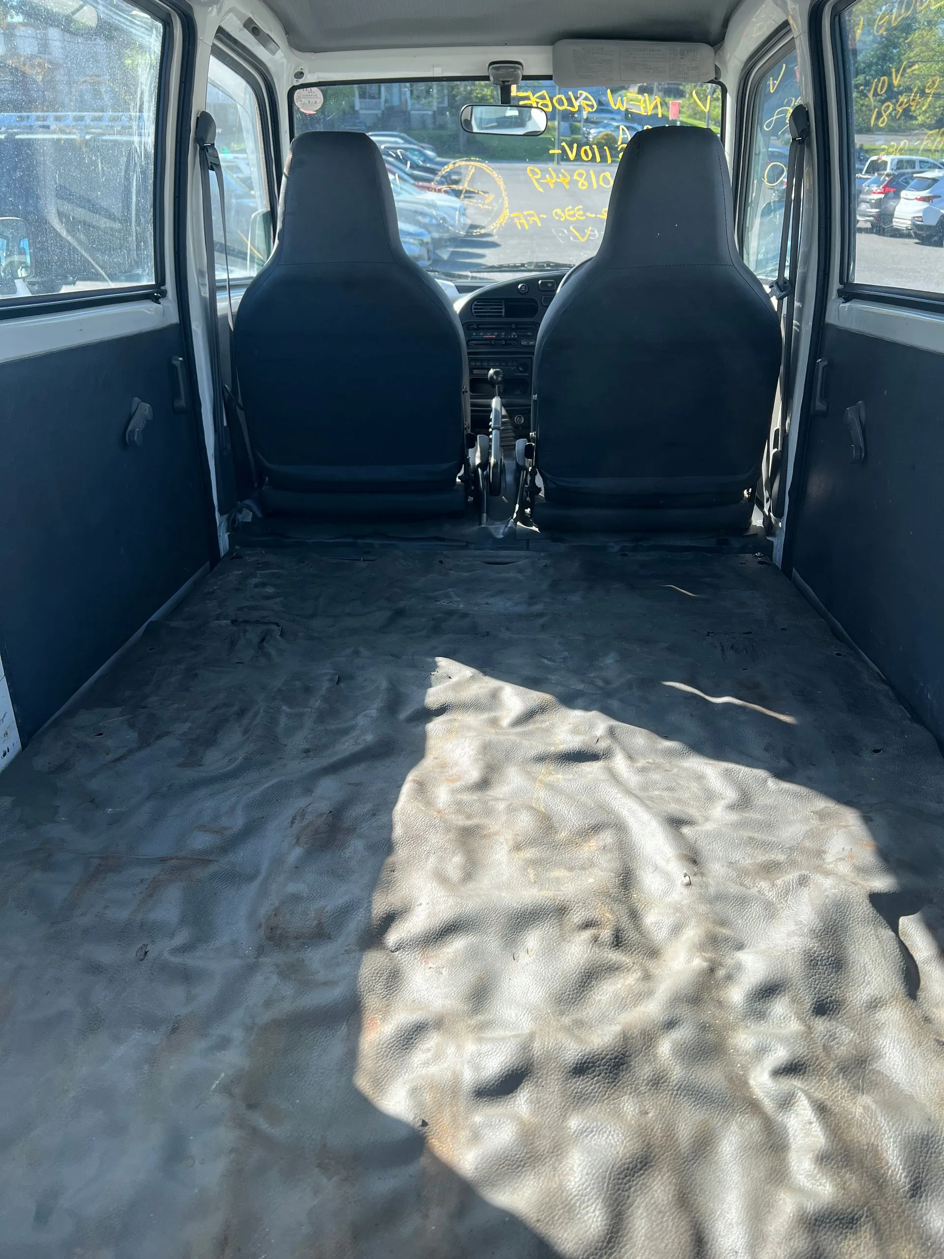 1996 Daihatsu Hijet Twin Cam 4WD Kei Truck - Image 9