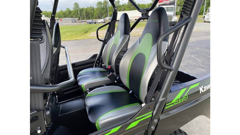 Pre-Owned 2020 Kawasaki Teryx 4 LE For Sale - Image 4