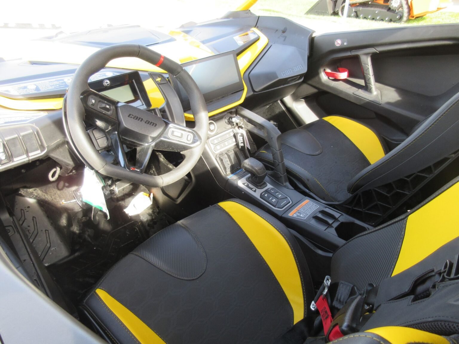 New 2024 Can-Am Maverick R X RS with Smart-Shox For Sale - Image 6