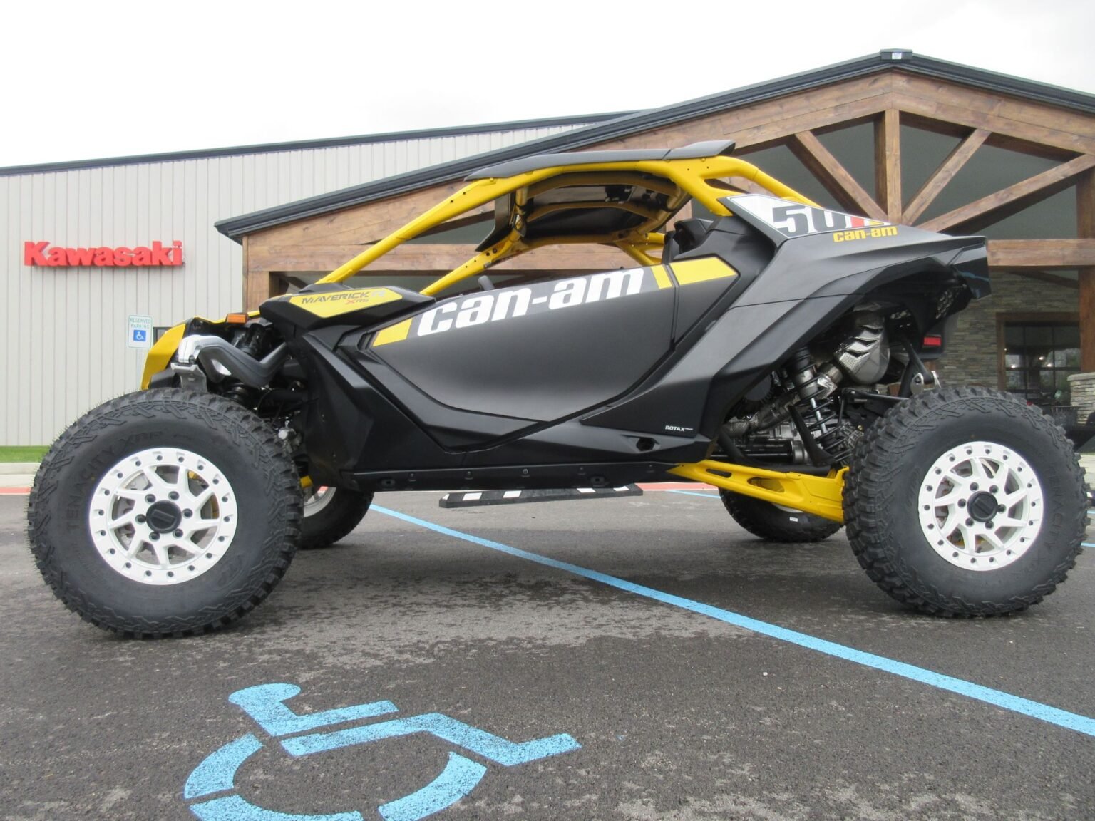 New 2024 Can-Am Maverick R X RS with Smart-Shox For Sale - Image 4