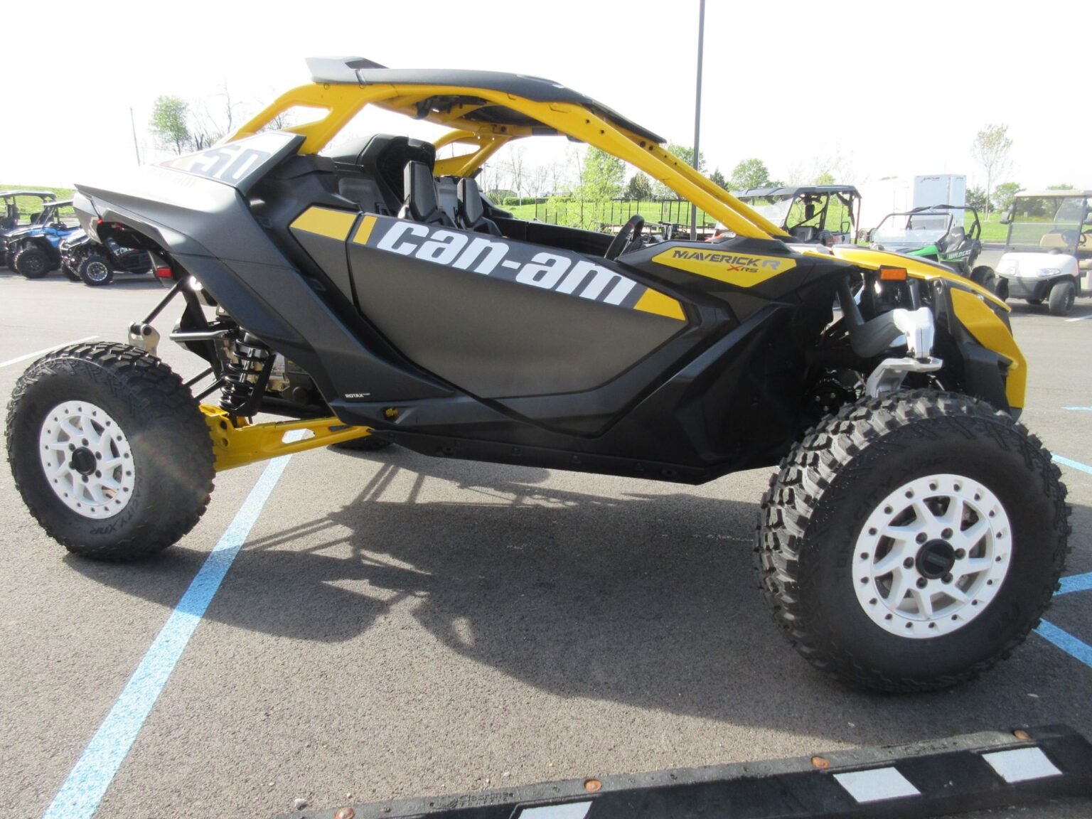 New 2024 Can-Am Maverick R X RS with Smart-Shox For Sale - Image 13