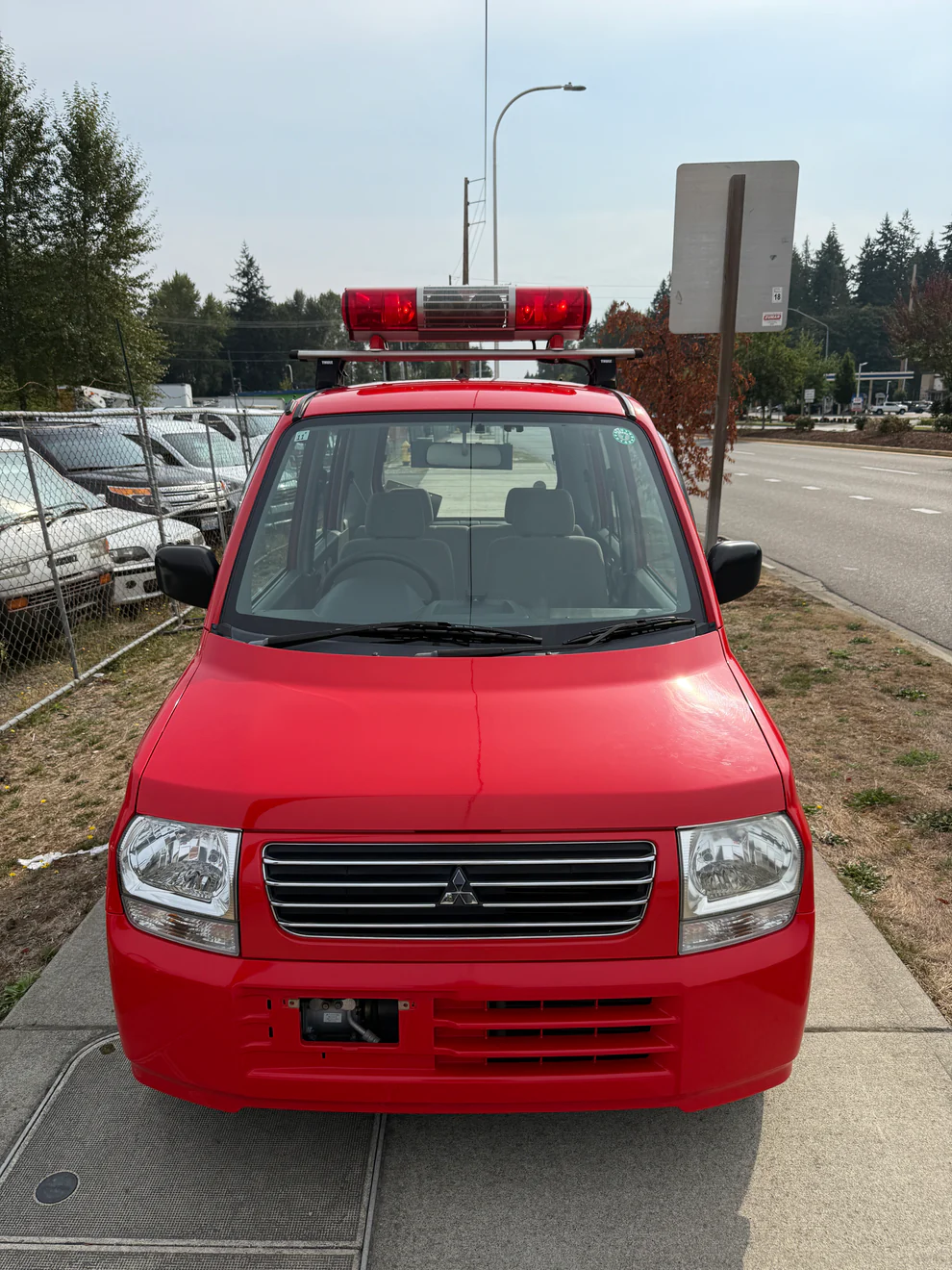 2000 Mitsubishi Minica – Ex Fire Department Vehicle - Image 2