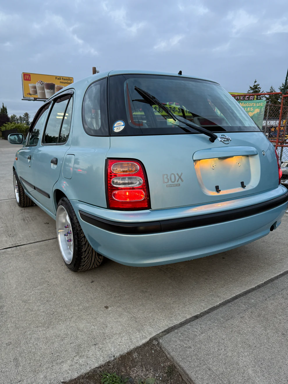 2000 Nissan March BOX - Image 5