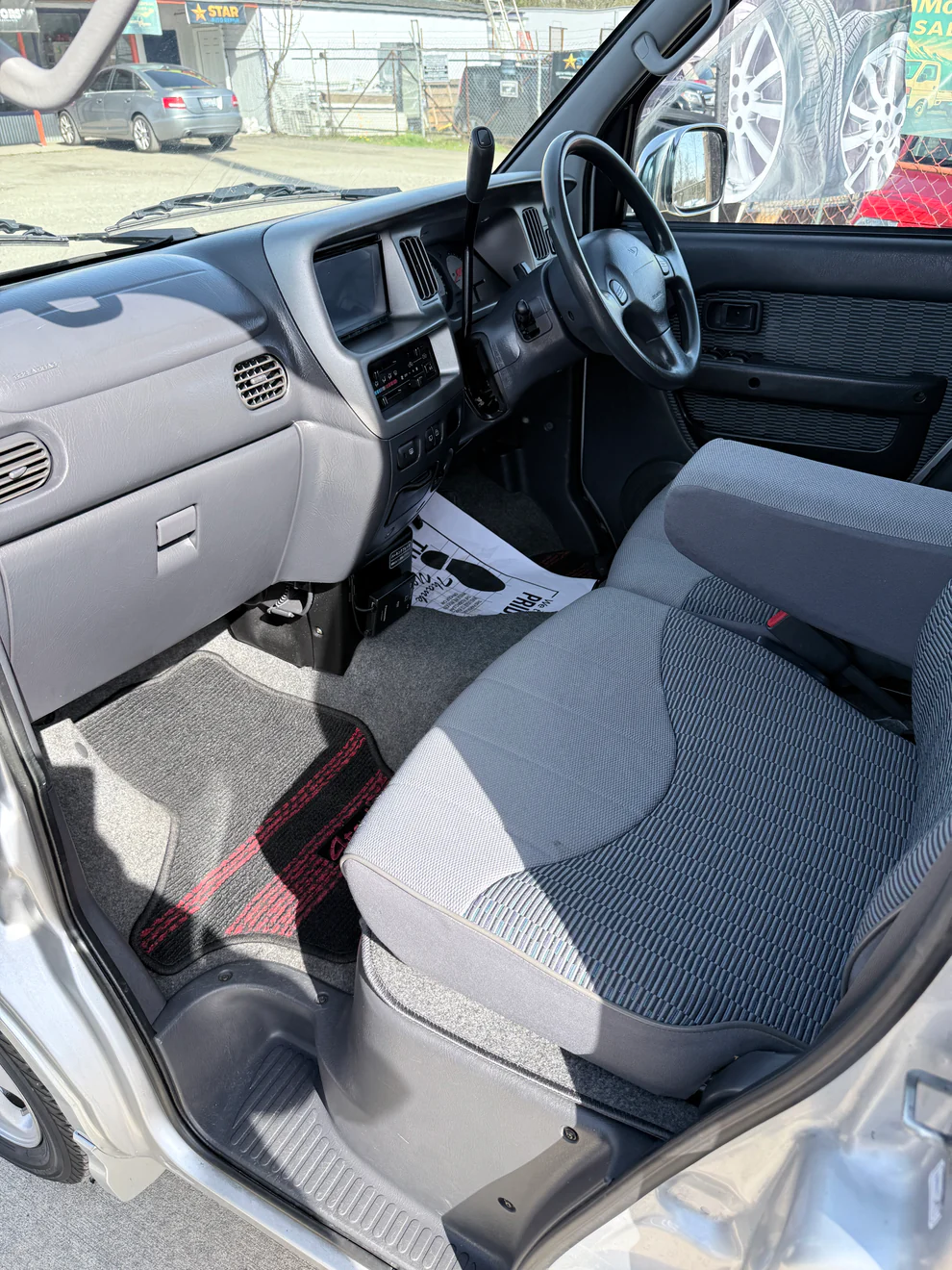 2000 Daihatsu Atrai Custom – Turbo – 2WD - Image 14