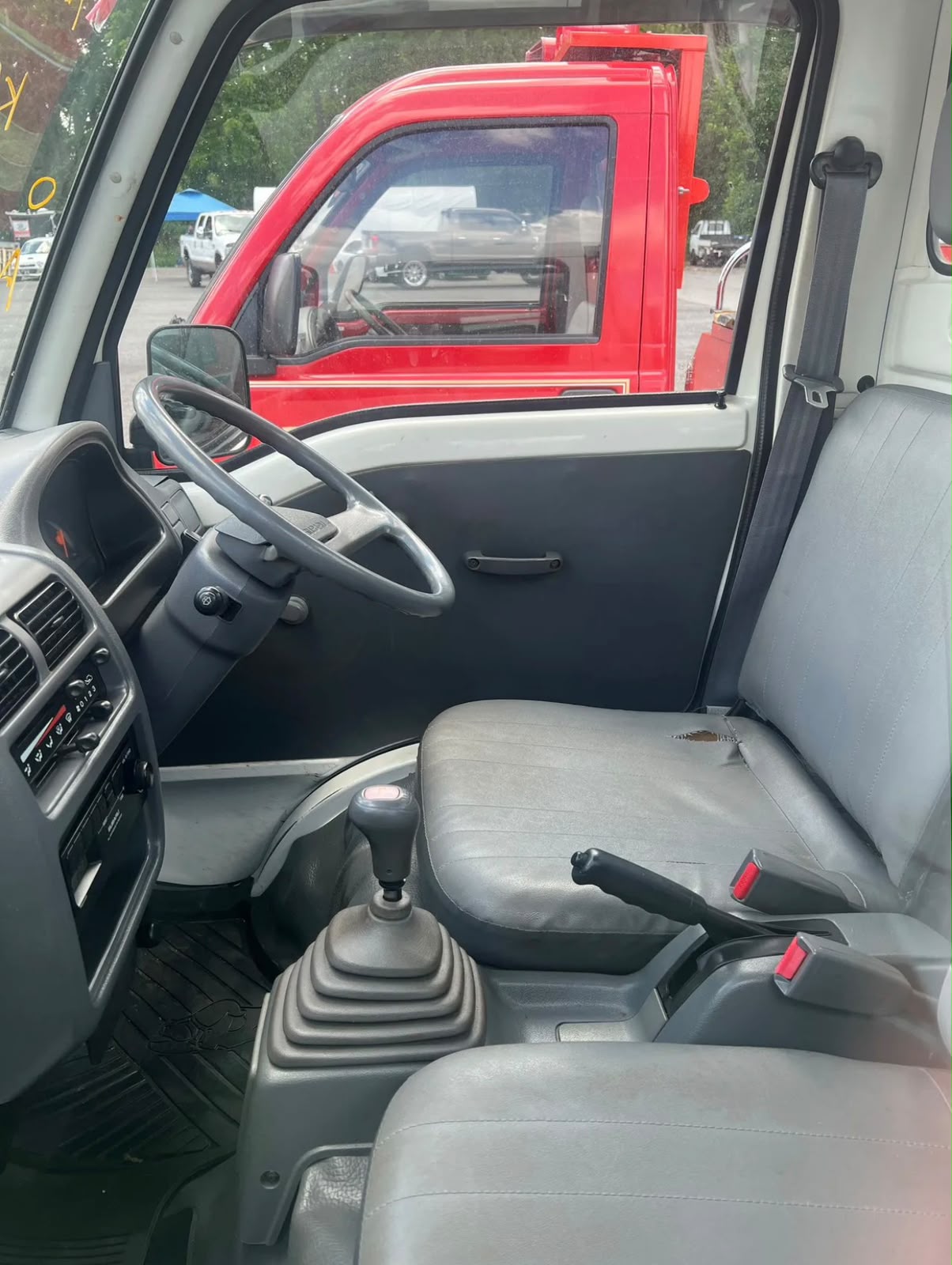 1998 Subaru Sambar 4WD Kei Truck - Image 5