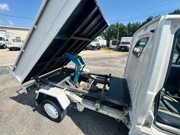 1997 Mitsubishi Minicab Dump 2WD Kei Truck - Image 3